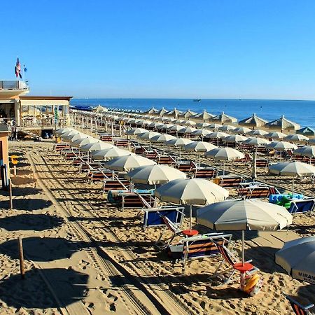 Le Palme 2 Pineto Vacanza Bagian luar foto