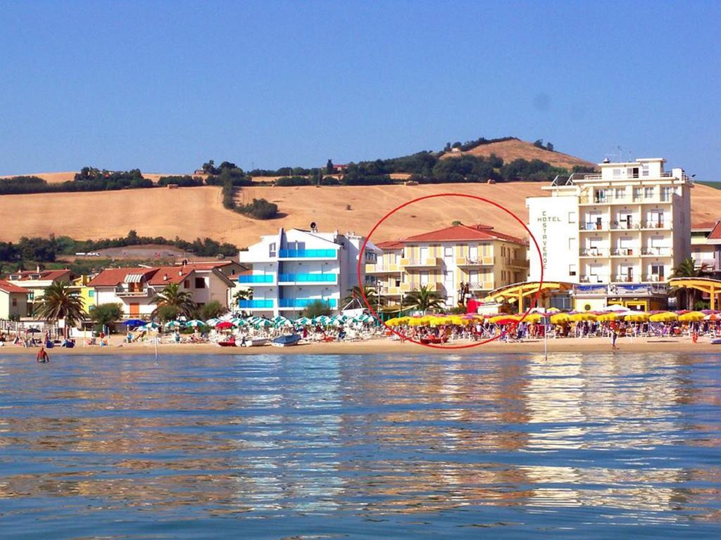 Le Palme 2 Pineto Vacanza Bagian luar foto